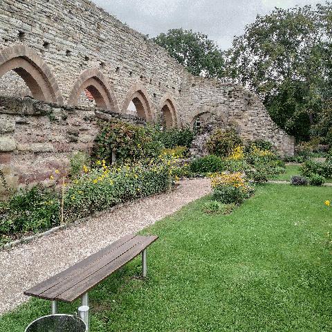 Klosterruine Memleben, Garten